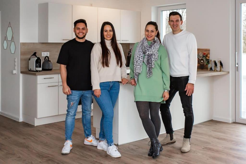 Grosse Cozy 4-Zi-Whg Mit Balkon Naehe Europa Park Und Rulantica Leilighet Lahr  Eksteriør bilde