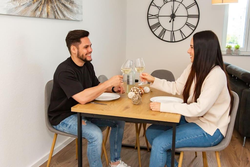 Grosse Cozy 4-Zi-Whg Mit Balkon Naehe Europa Park Und Rulantica Leilighet Lahr  Eksteriør bilde